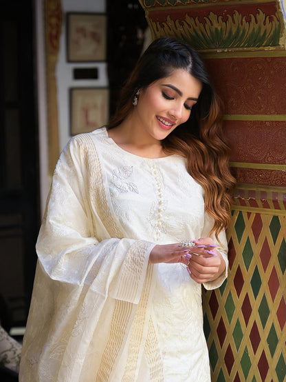 Cream Solid Chanderi Silk kurta Pant With Dupatta