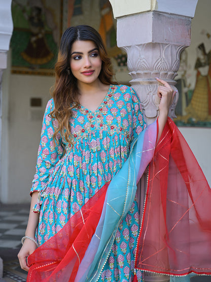 Turquoise blue Floral Muslin Printed Kurta Pand with Dupatta