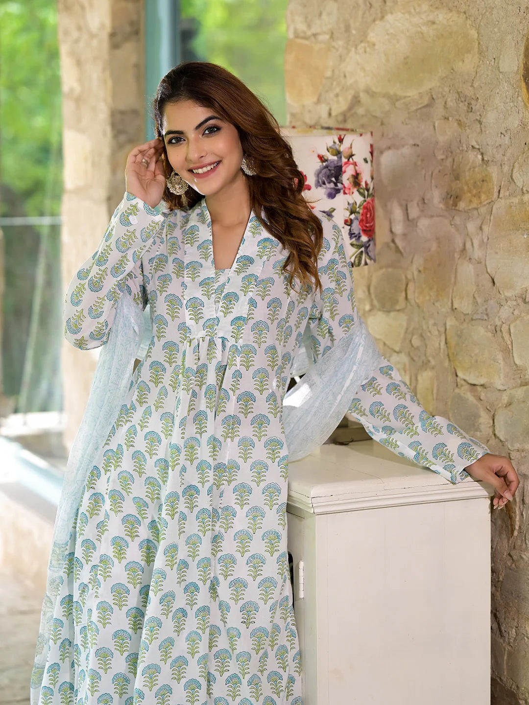 Ethnic White & Green Cotton Floral Printed Anarkali Kurta Sets
