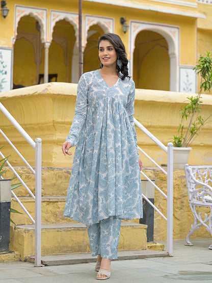 White Cotton Paisley Printed Kurta Pant Set With Dupatta