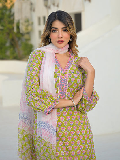 Green Hand Block Cotton Straight Kurta Pant Set With Dupatta