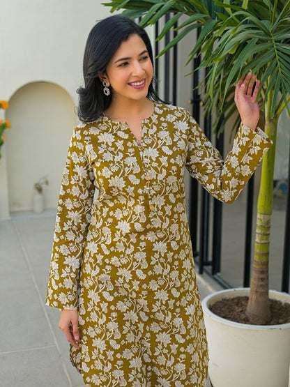 Mahndi Green Curved Hem Cotton Kurta Pant Sets