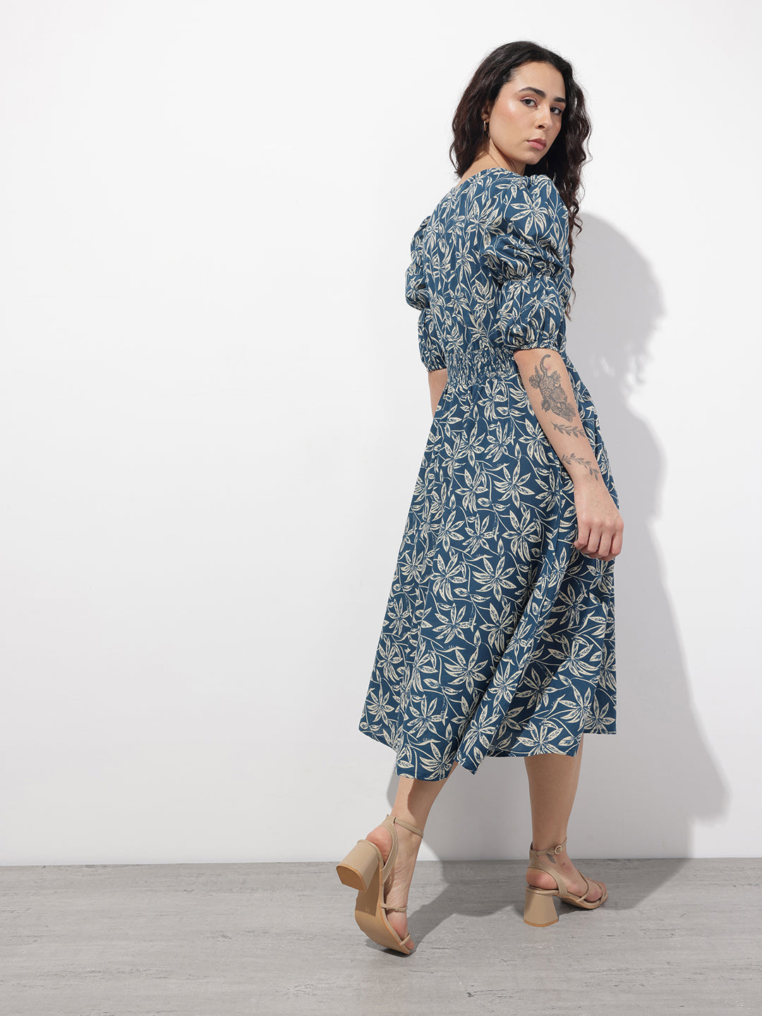 Blue V-Neck Midi Cotton Dress