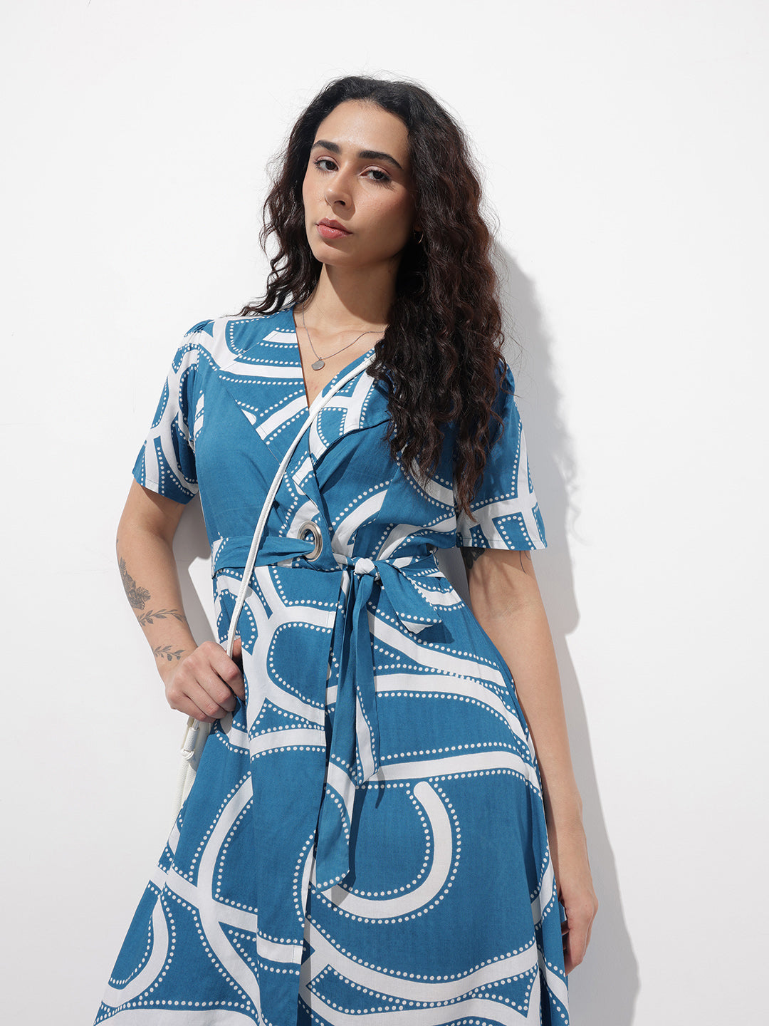 Blue Lepal Neck Abstract Print Rayon Midi Dress