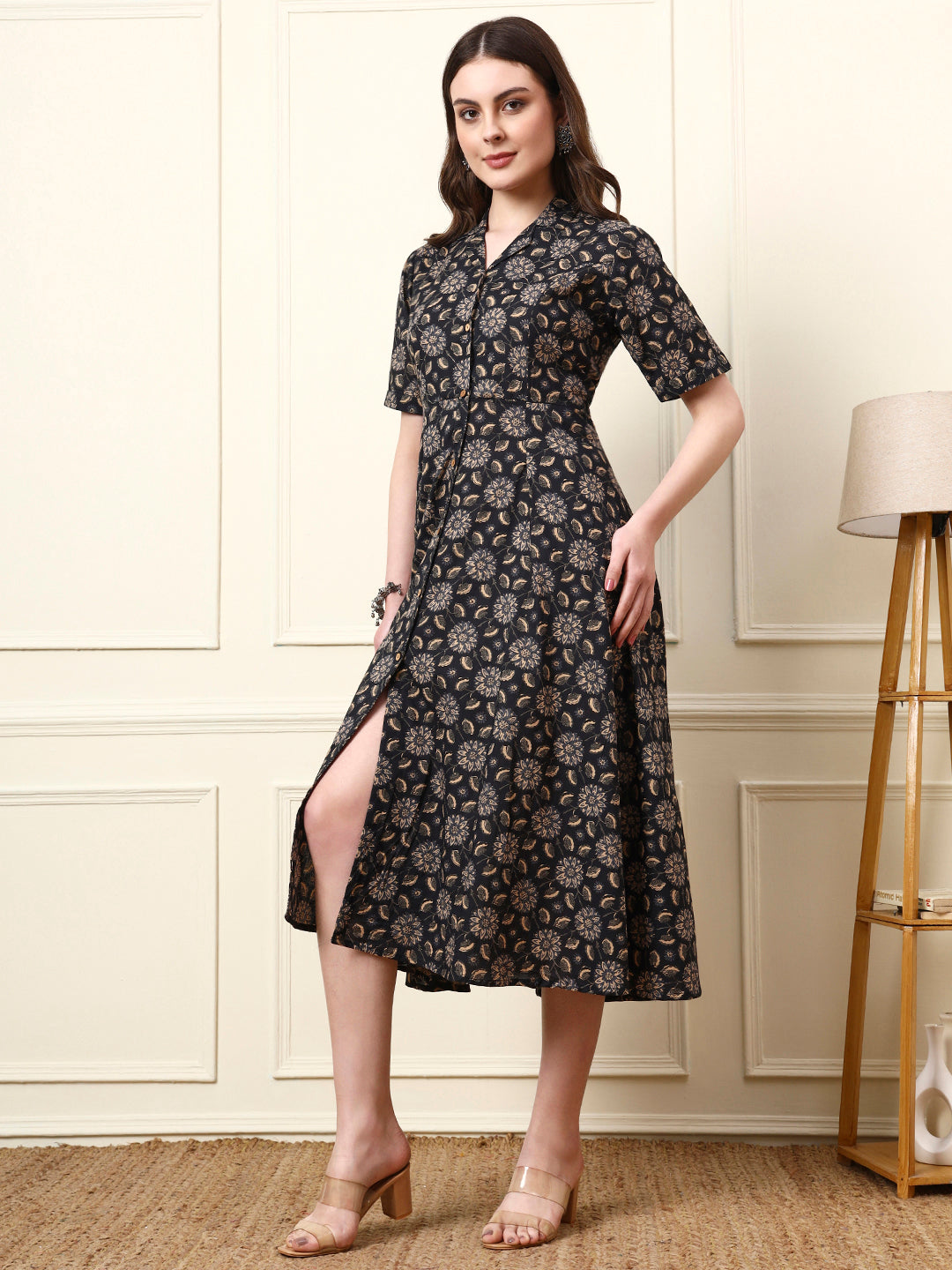 Black Shirt Coller Cotton Dress