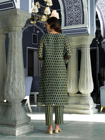 Green Ethnic Print Chanderi Silk Straight Kurta Set