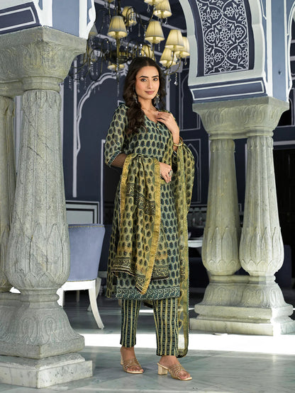 Green Ethnic Print Chanderi Silk Straight Kurta Set