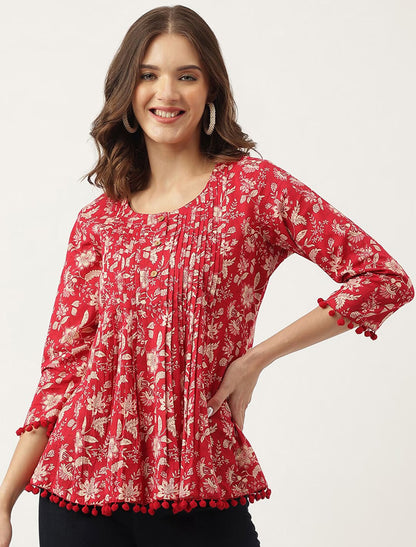 Maroon Women Floral Printed A-Line Knitted Cotton Regular Sleeves Top