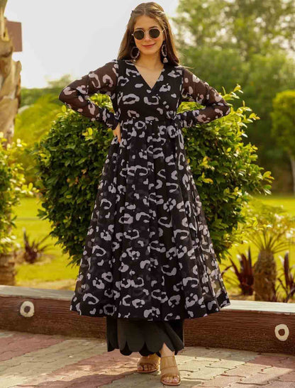 Women Ethnic Georgette Party Wear Printed Gown