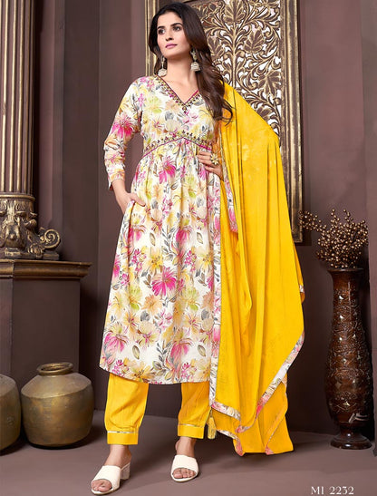Bohemian Chic Premium Rayon Kurta Set For Women with Najmin Dupatta & 2 Pocket Pant