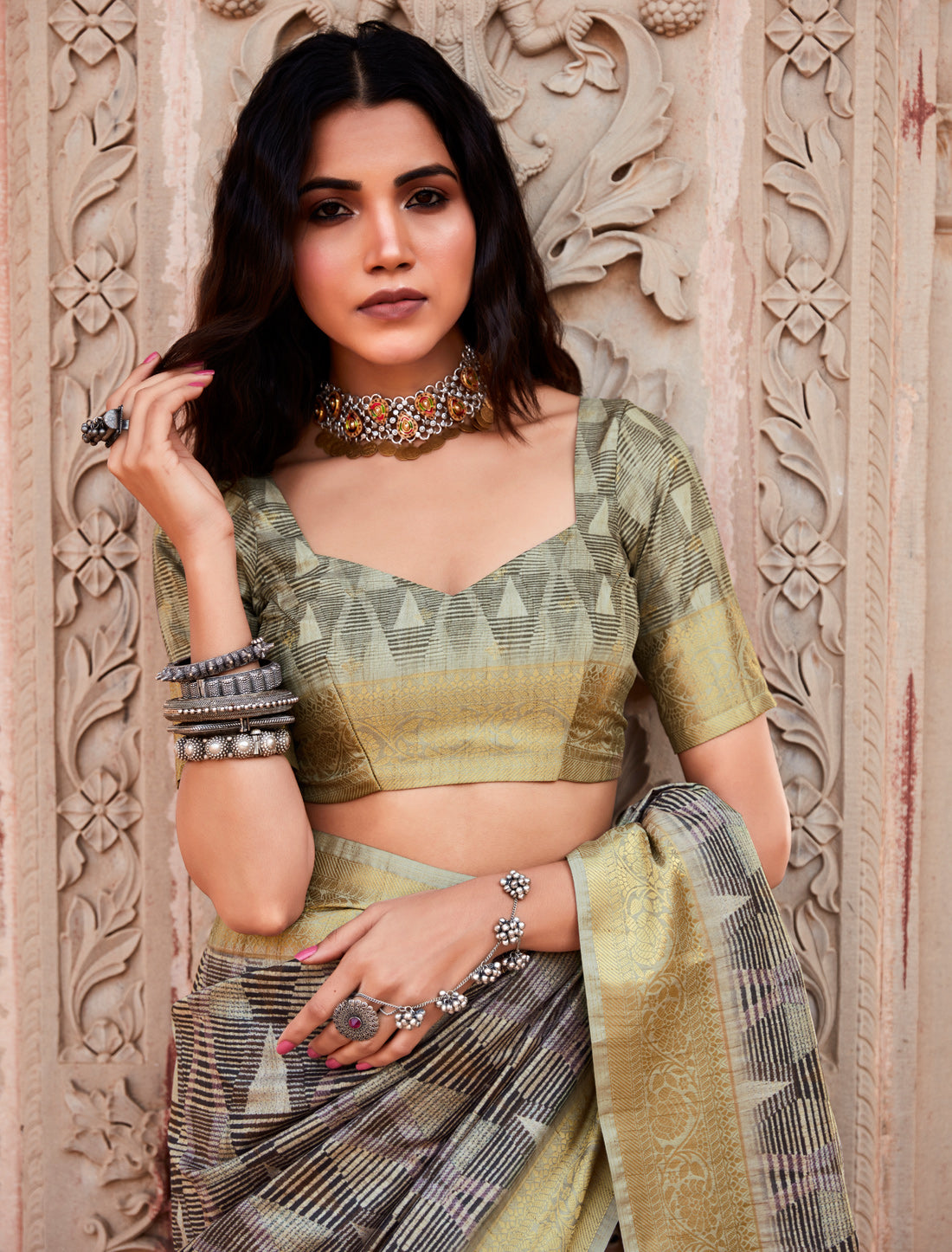 Lime Gold Ethic Hanloom Silk Designer Party Wear Saree