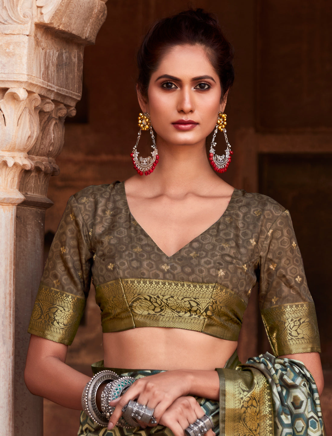 Green Ethnic Handloom Silk Designer Party Wear Saree