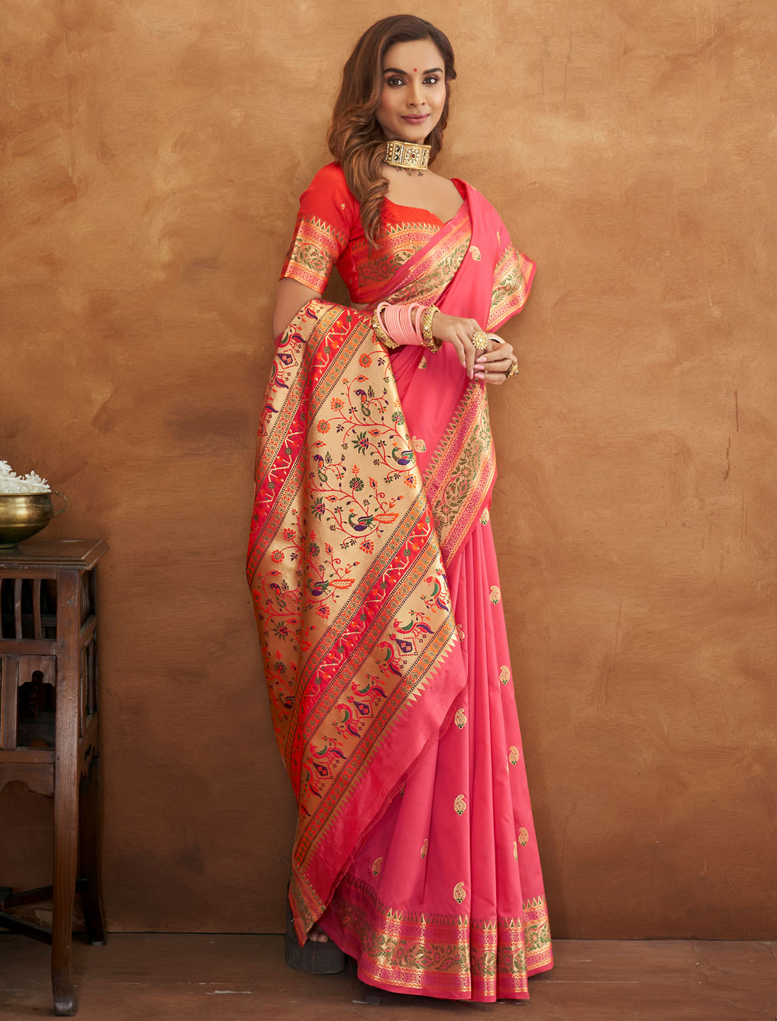 Royal Splendor Soft Silk Banarasi Weaving Saree Ensemble