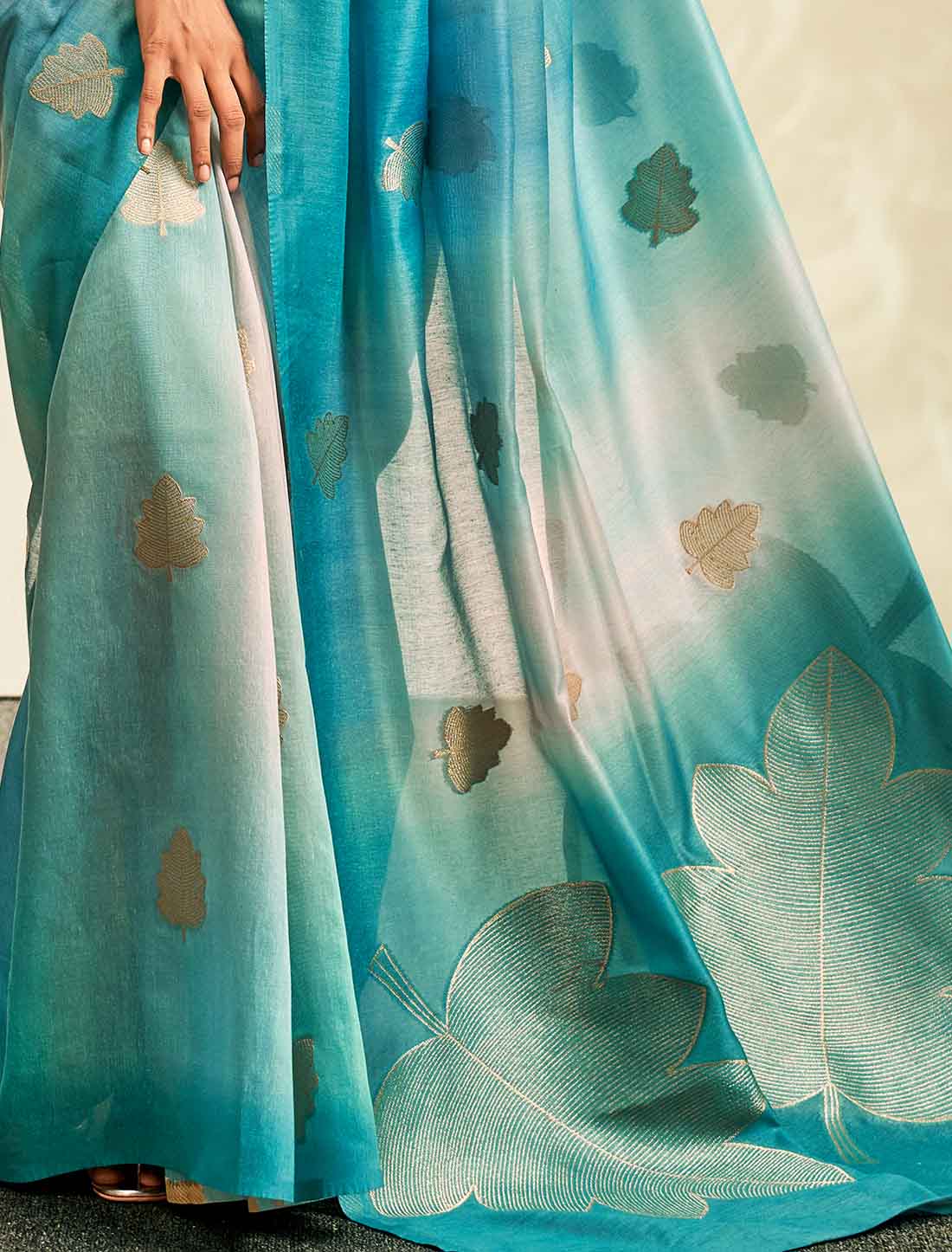 Ethnic Handloom Khadi Shaded Printed Saree