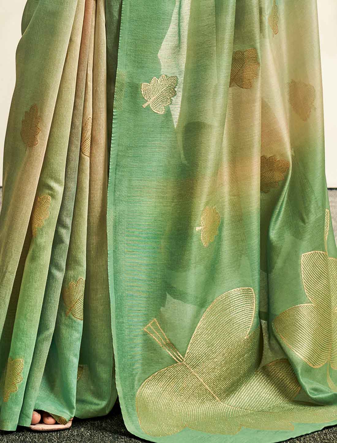 Handloom Ethnic Khadi Shaded Printed Saree