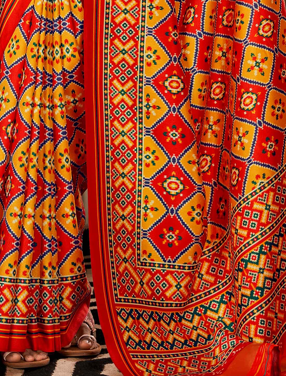 Ethnic Patola Print With Pure Tusser UnStitched Saree