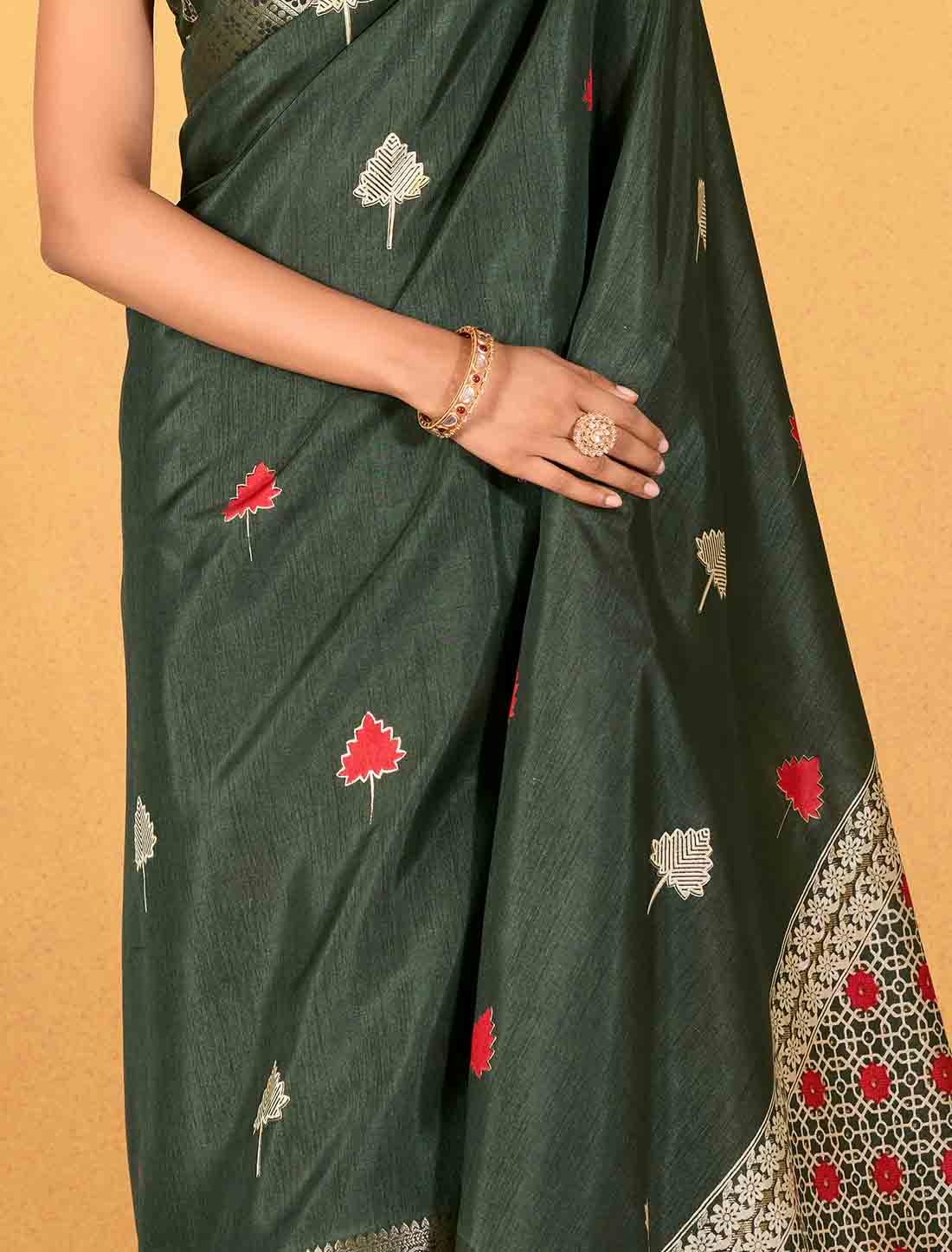 Soft Dola Silk With Foil Print Party Wear Ethnic Saree