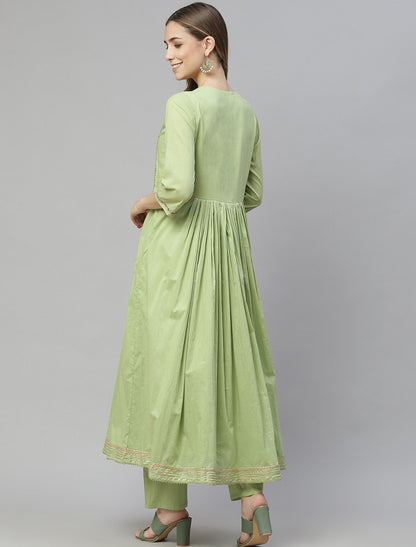 Green Regular Thread Work Pure Cotton Kurta with Trousers Kurta Sets For Women