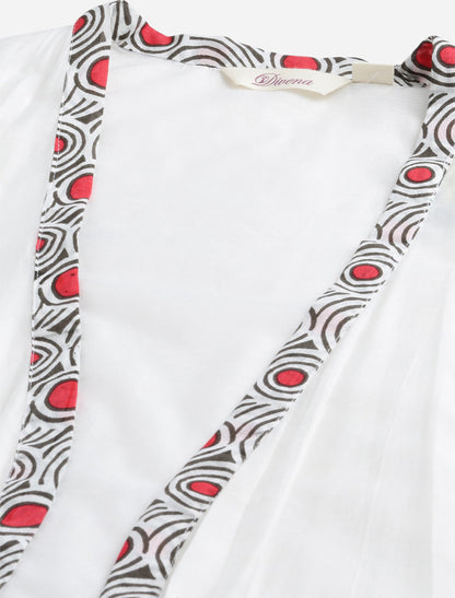 White Floral Ethnic Kurta Pant Set with Chanderi Shurg