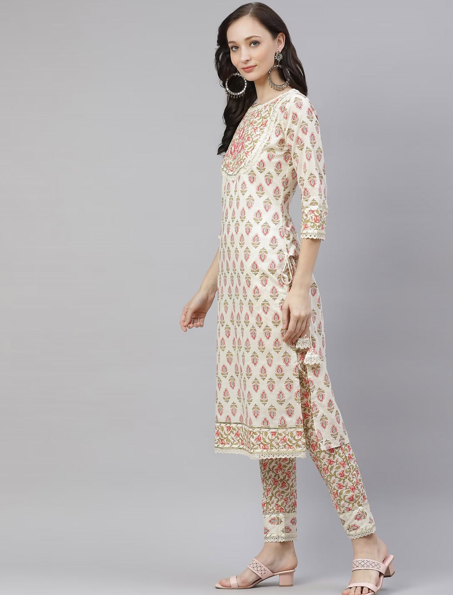 Cream Floral Print Kurta with Palazzos & Dupatta For Women