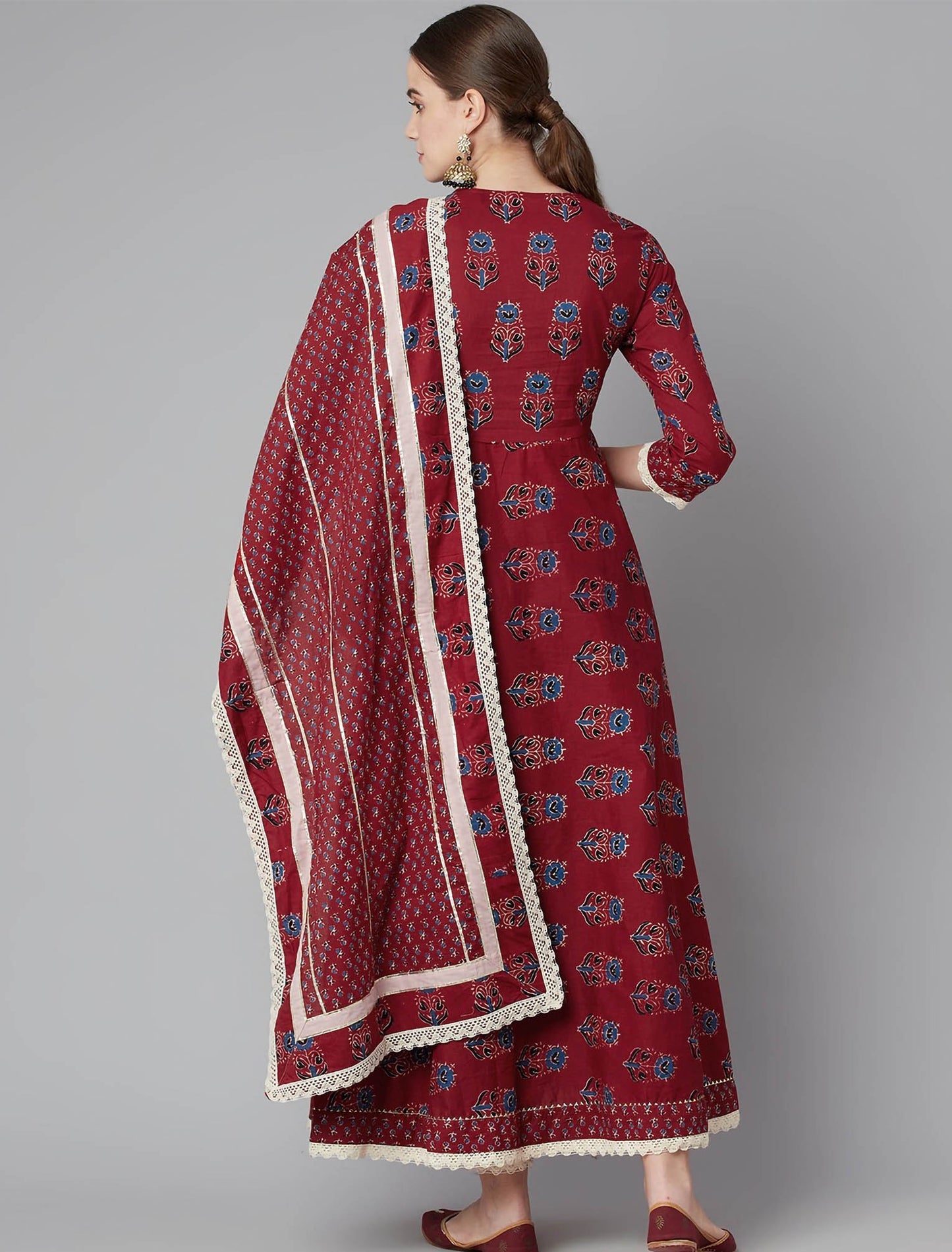 Red Floral Printed Ethnic Kurta Sets with Trousers & Dupatta For Women