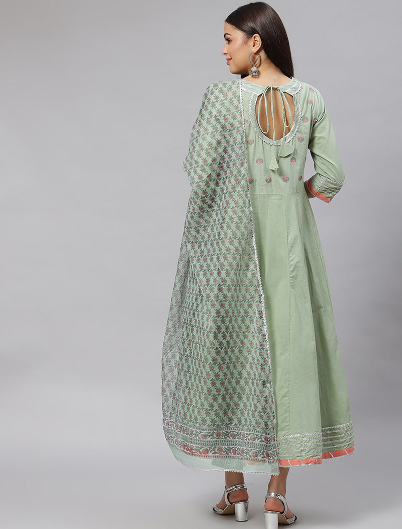 Women Green Yoke Design Pure Cotton Kurta with Trousers & Dupatta Kurtas Sets For Women