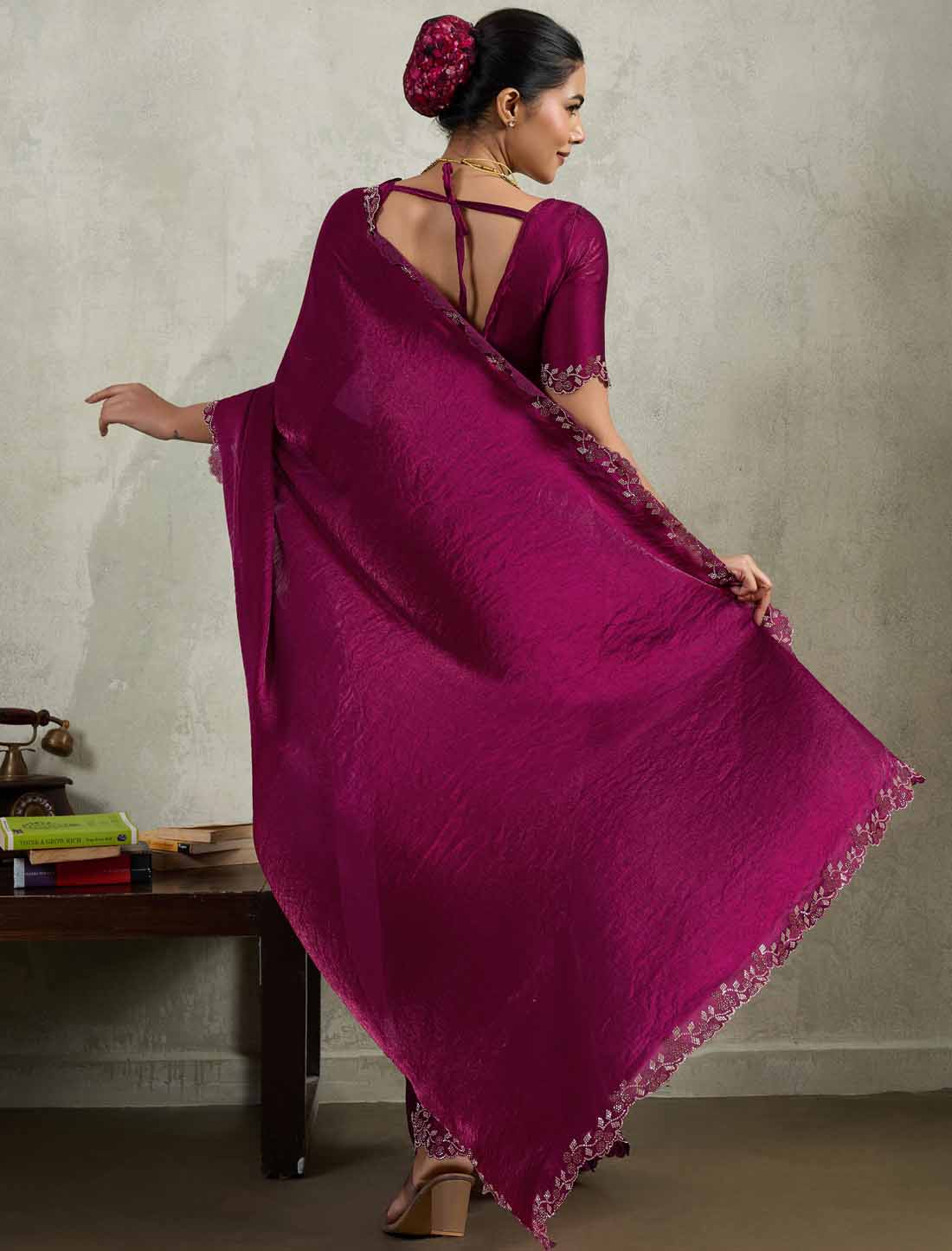 Ethnic Velvet Chiffon Dual Tone Zaekan Triple Layer Cutwork In C-Pallu Saree