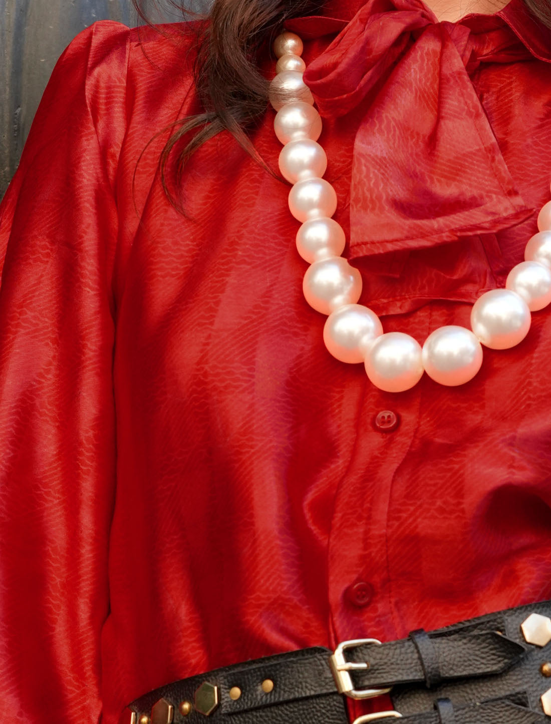 Gey & Red Spanish Satin Modern Design Pranch Finish Ethnic Saree