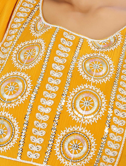 Ethnic Splendor Rinkal Cotton Kurti & Pant with Rich Embroidery Work Inner Stitched Set
