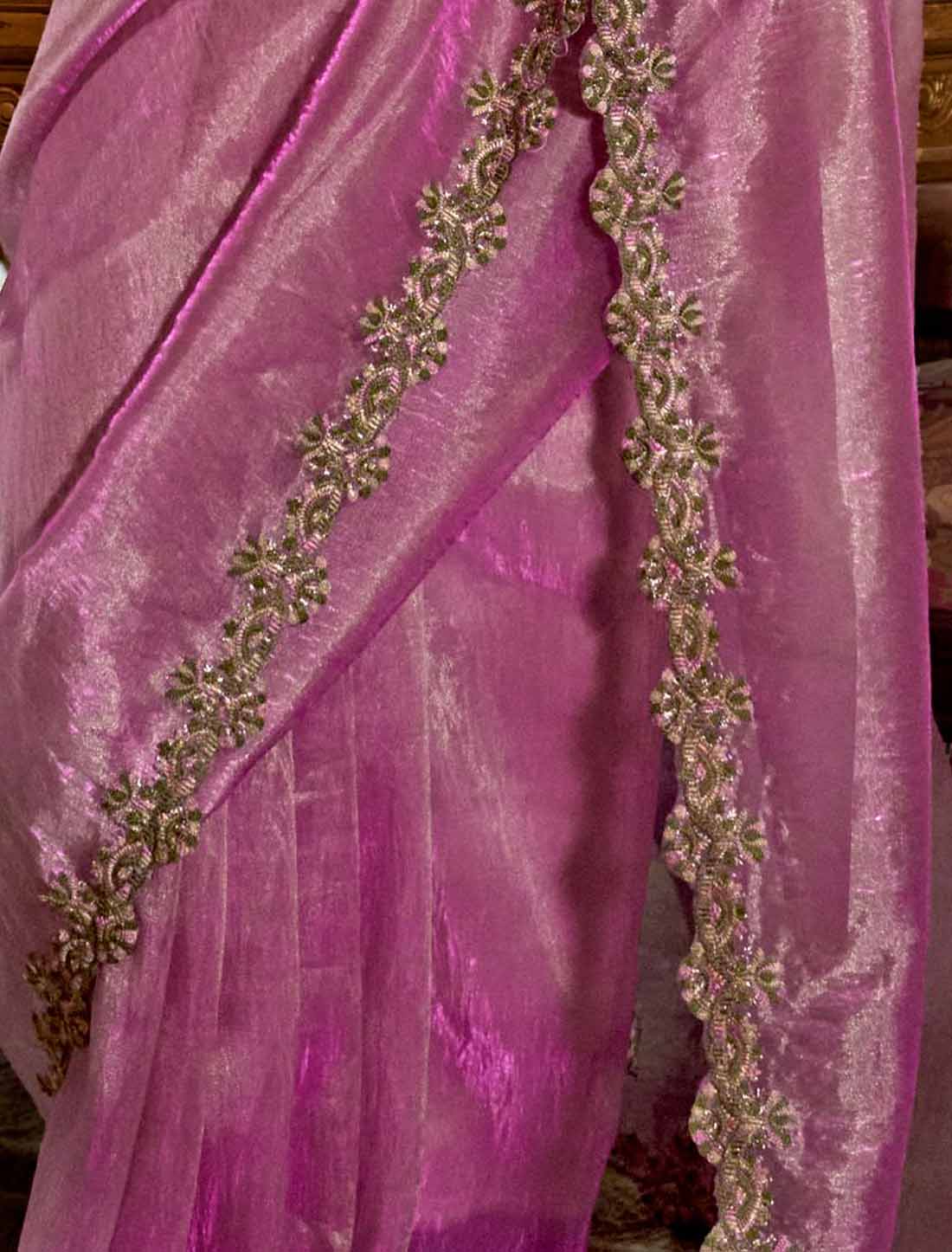 Light Pink Soft Tissue Mulri Thread Embroidery Ethnic Saree