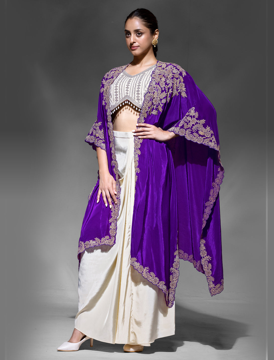 Freesize Designer Outfit – Heavy Embroidered Blouse & Elegant Skirt