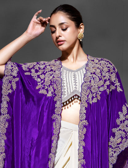Freesize Designer Outfit – Heavy Embroidered Blouse & Elegant Skirt