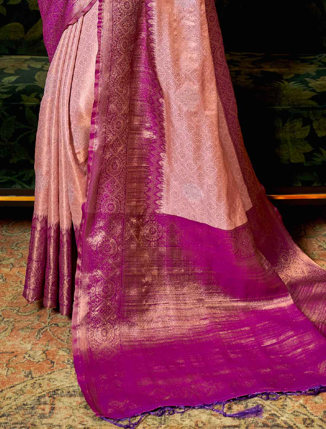 Vibrant Designer Color Silk Zari Base Handloom Weaving Ethnic Saree