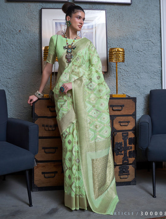 Exquisite Pure Linen Ikkat Patola Handloom Weaving Saree
