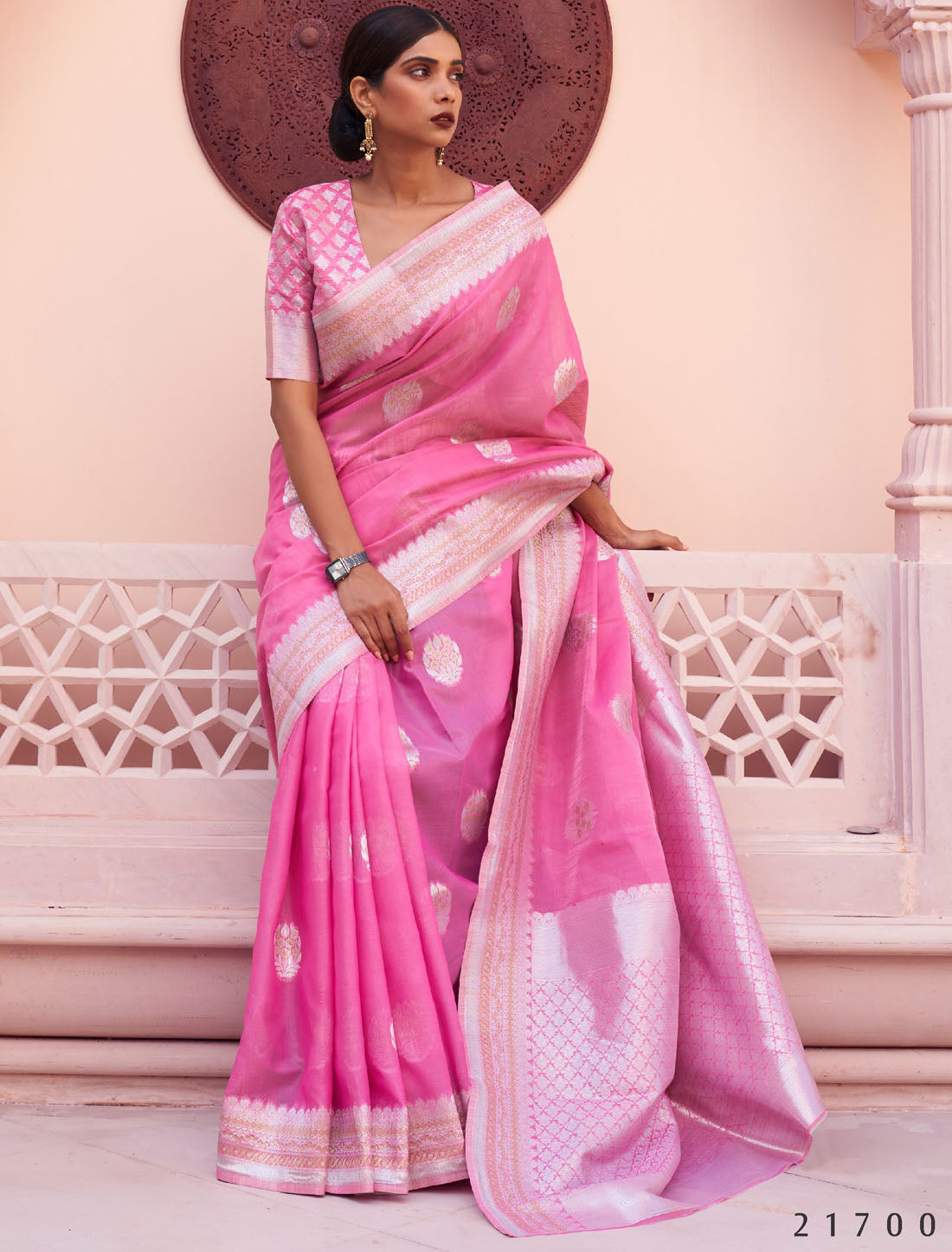 Festival Radiance Pure Linen Handloom Weaving Saree For Women