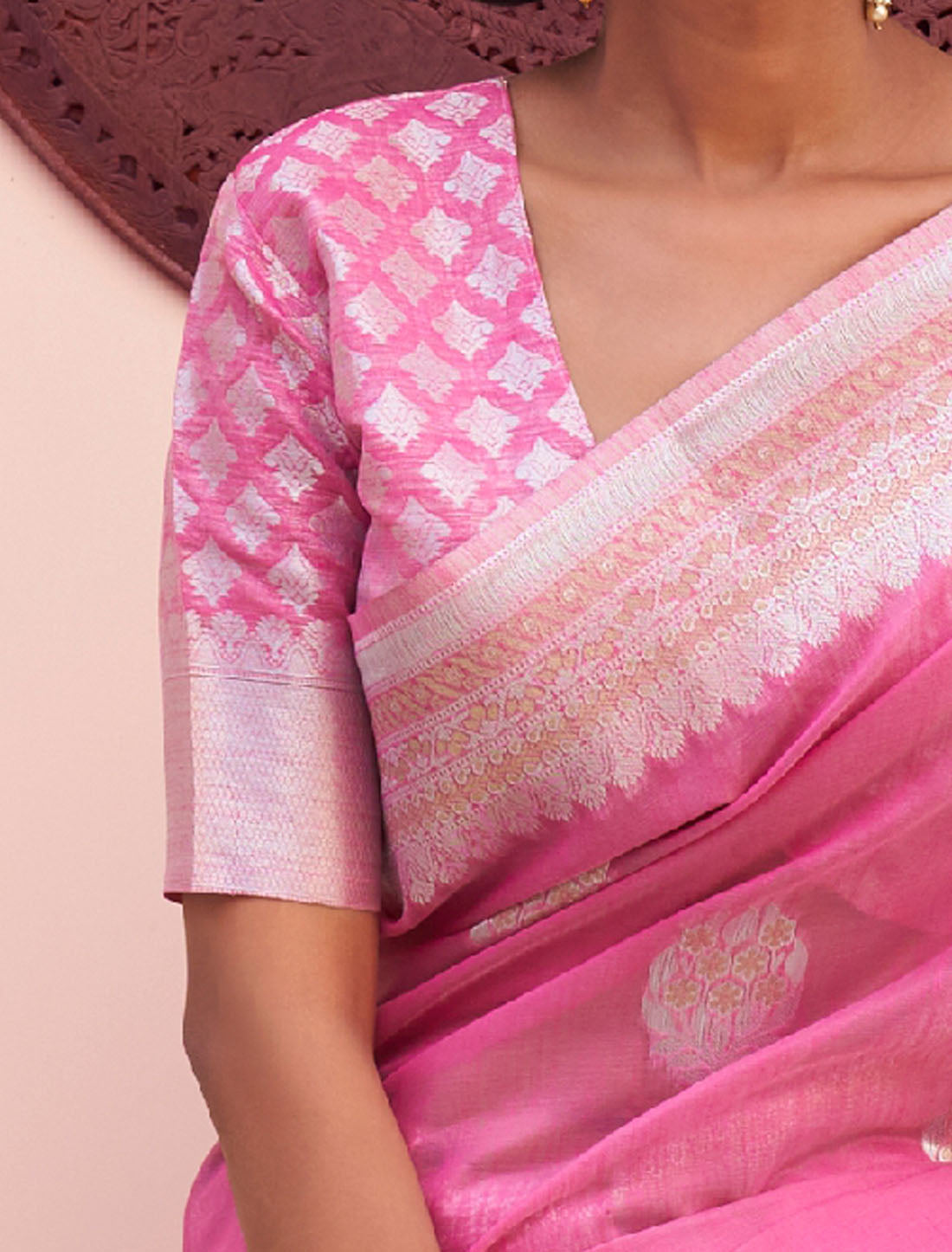 Festival Radiance Pure Linen Handloom Weaving Saree For Women