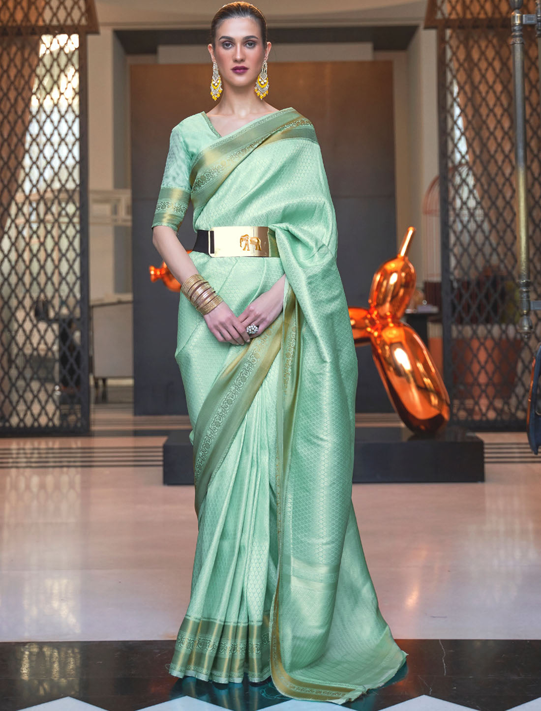 Graceful Threads Designer Handloom Weaving Latest Silk Saree For Women