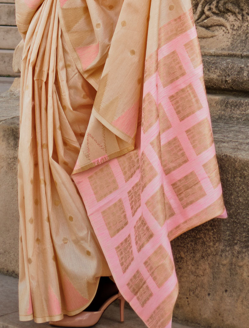 Cream Khadi Silk Saree Handloom Weaving With Contrast Pallu And Blouse