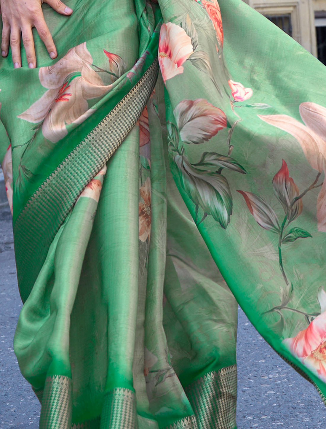 Enchanting Women Elegance Print Satin Organza Weaving Saree