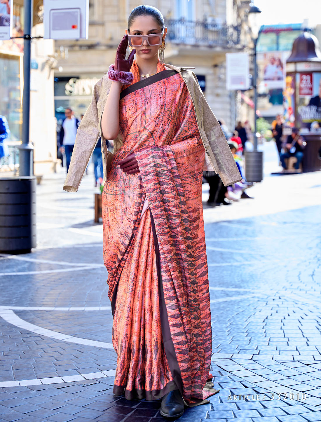 Elegance in Bloom: Digital Satin Crepe Saree with Blouse for Evening Soirees