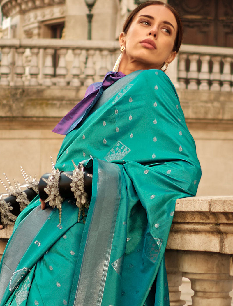 Teal Blue Soft Silk Handloom Weaving Fancy Saree With Contrast Pallu And Blouse