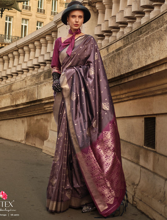 Brown Soft Silk Handloom Weaving Fancy Saree With Contrast Pallu And Blouse