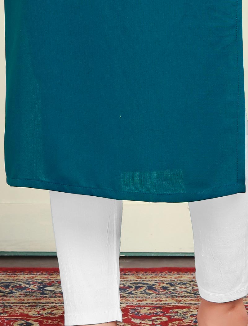 Maaza Cotton Women Chic Comfort with Stylish Handwork Pocket Kurti