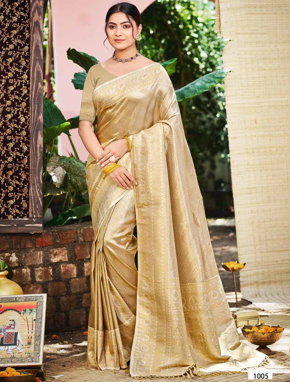 Kanjivaram Silk Ethnic Un-Stitched Designer Woven Saree For Women