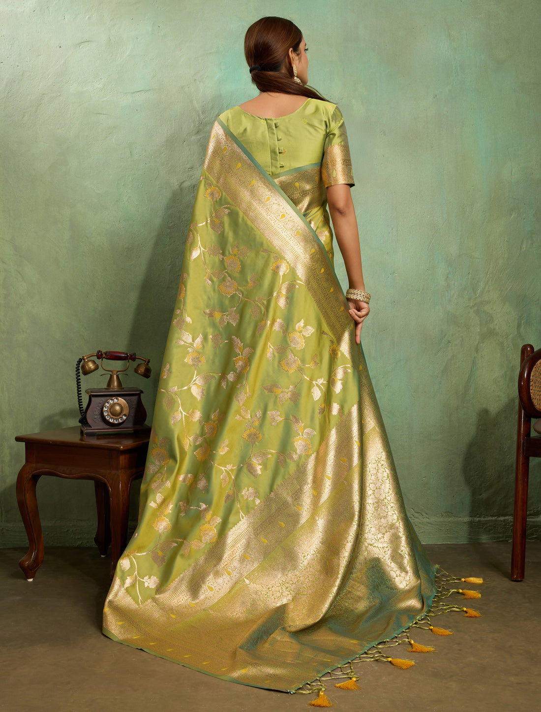 Green Banarasi Silk Saree Golden Zari Jaal Pattern Meenakari Work