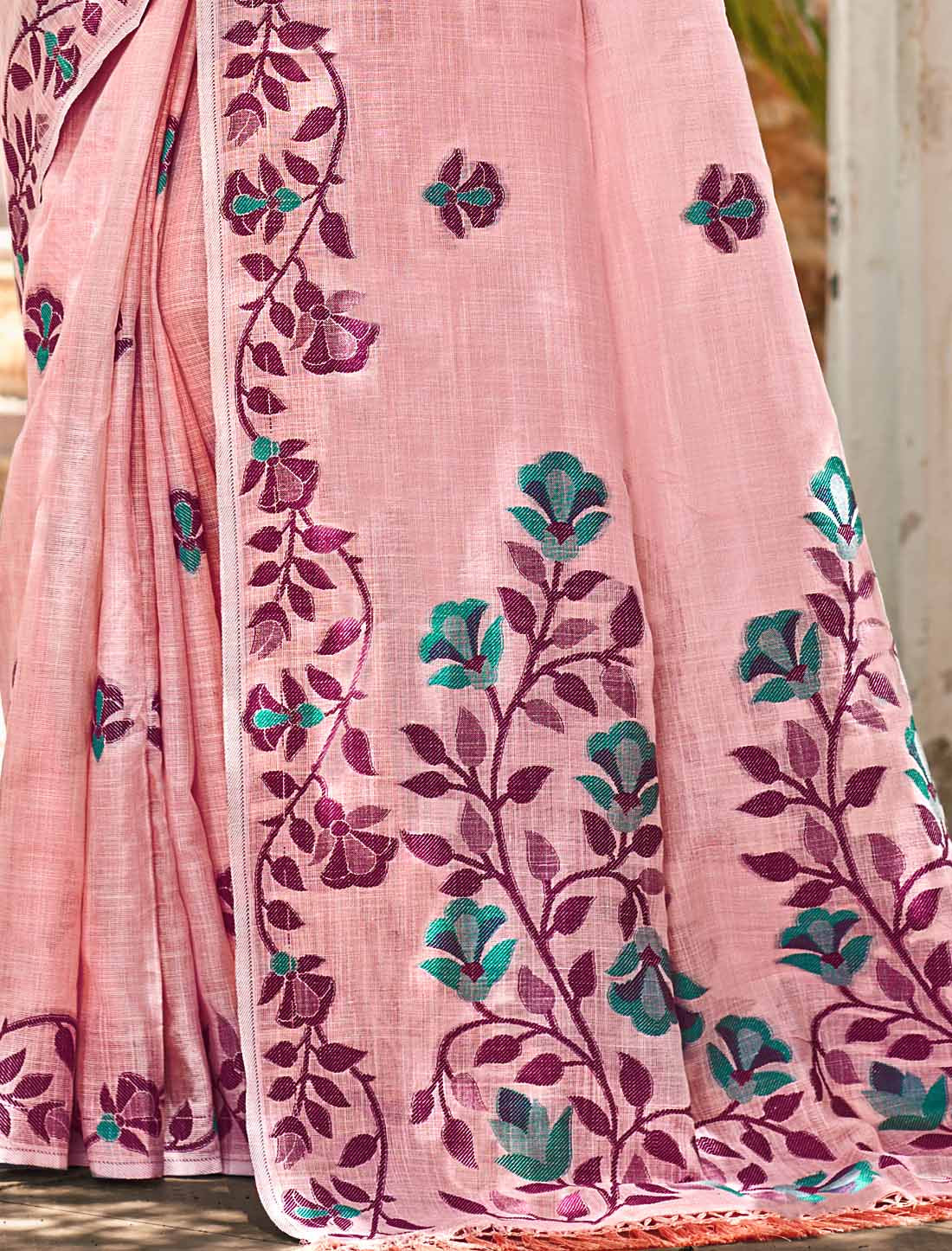 Linen Un-Stitched Ethnic Party Wear Woven Saree For Women