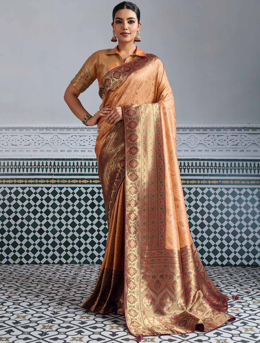 Kanjivaram Soft Silk Ethnic Soft Zari & Meenakari Woven UnStitched Saree