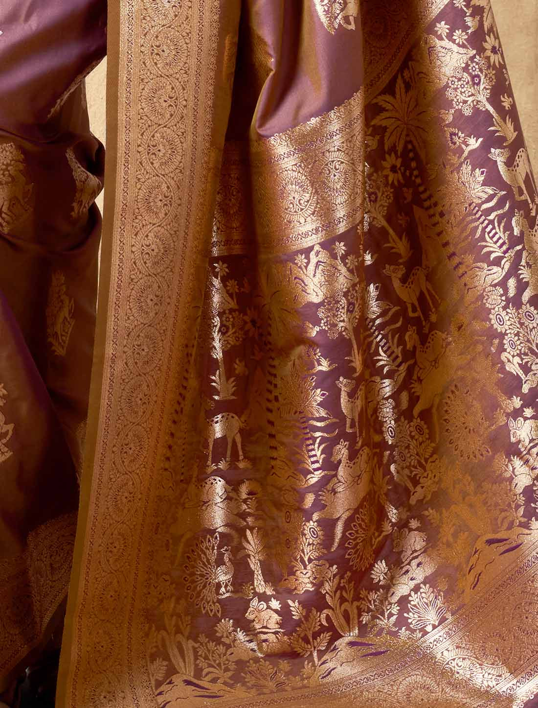 Pink Ethnic Silk Rich Pallu With Zhallar Designer Saree