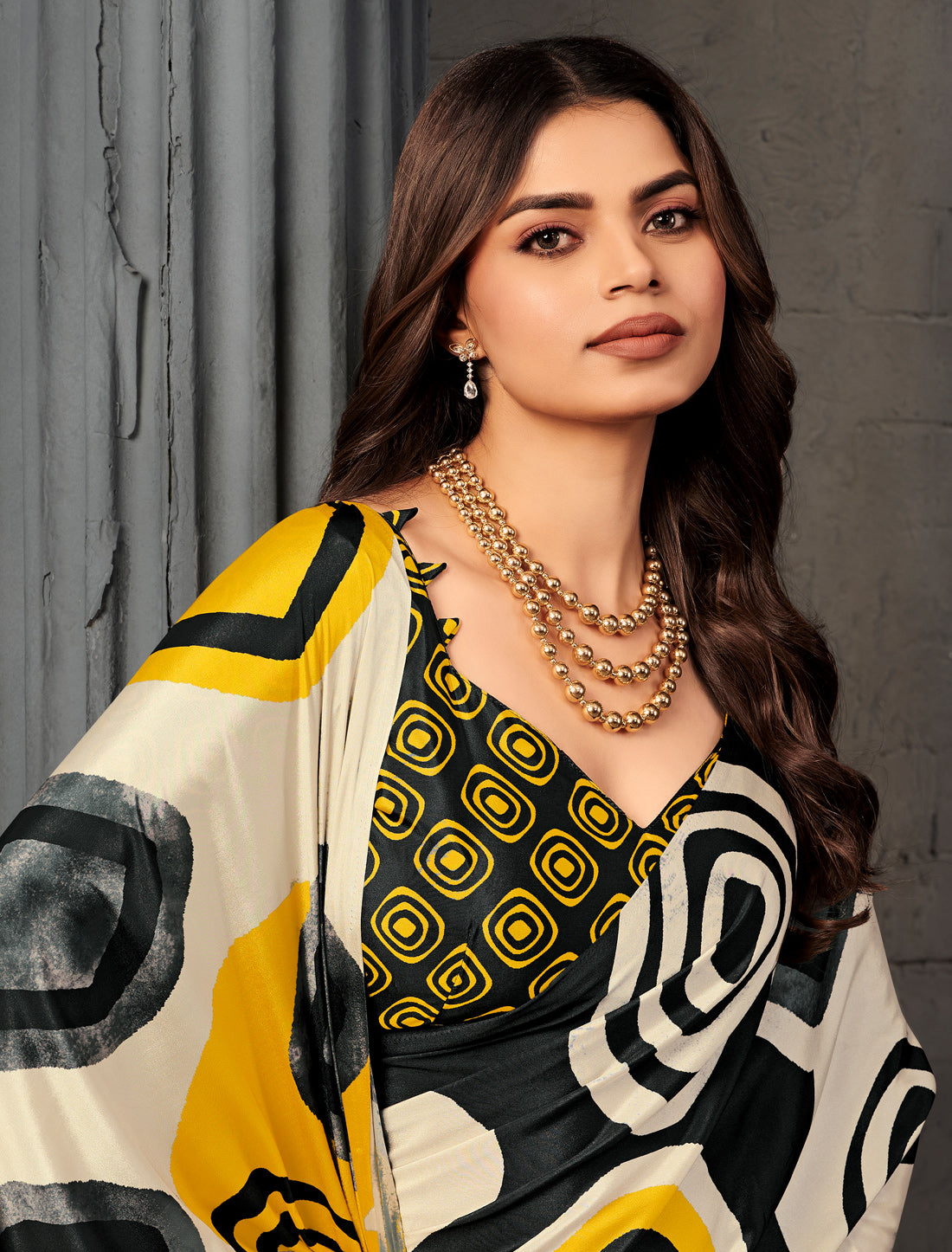 Cream Off-White Malai Silk Crepe Digital Print Saree