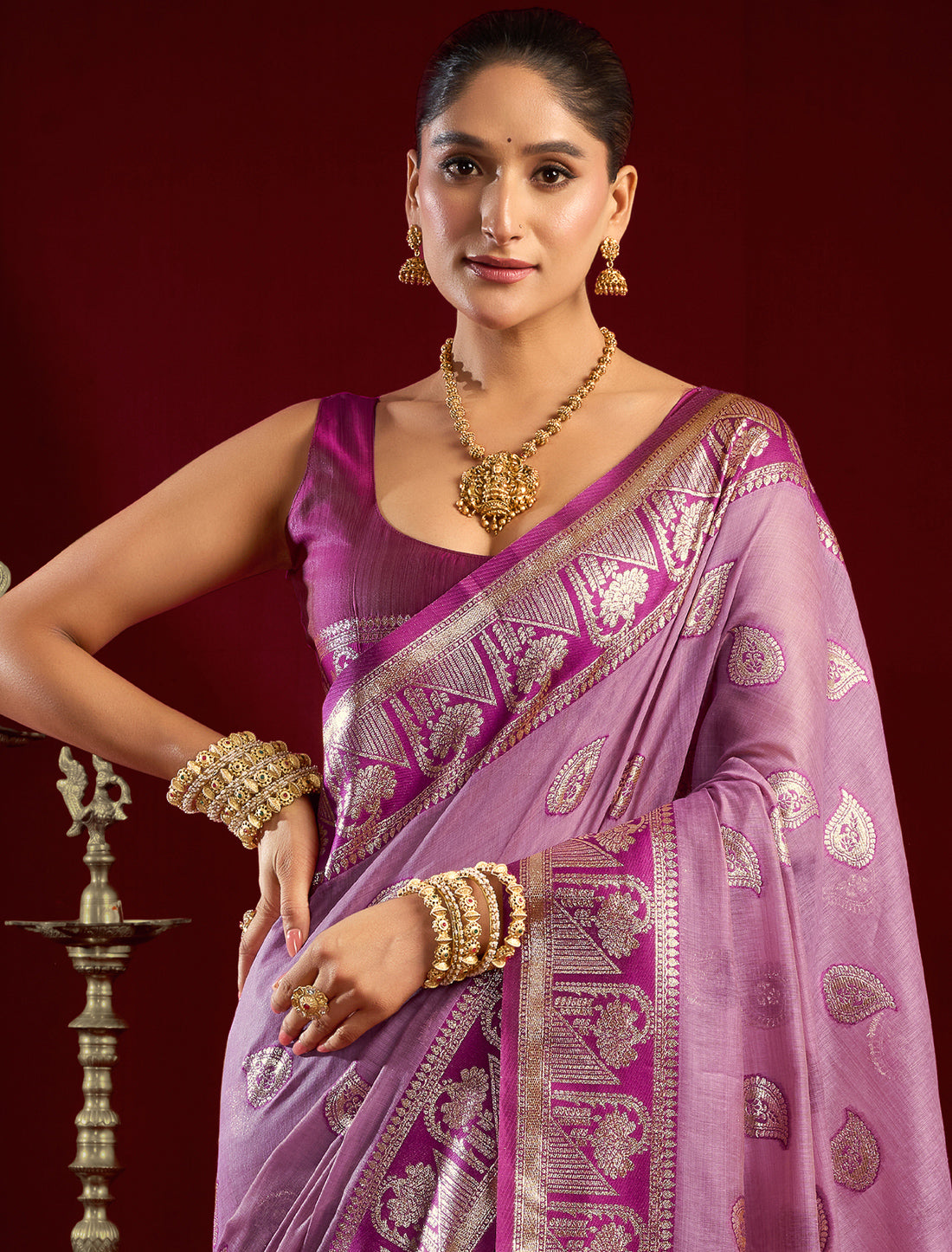 Ethnic Pink Fancy Modal Banarasi Zari With Zhallar Saree
